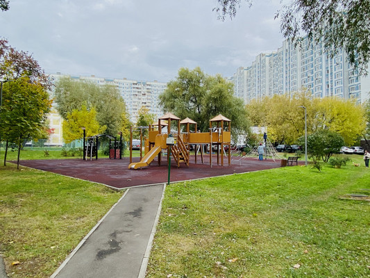 Продам однокомнатную (1-комн.) квартиру, Хачатуряна ул, 7, Москва г