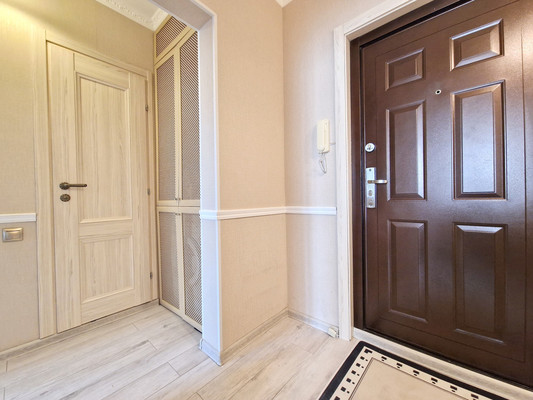 Сдам двухкомнатную (2-комн.) квартиру, Дмитровка Б. ул, 1к2, Москва г