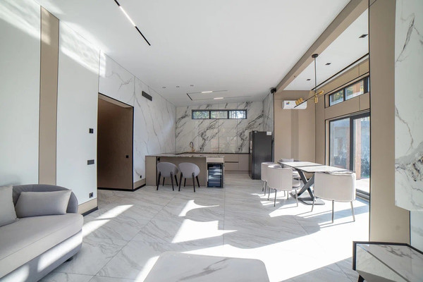 Продам торговое помещение 100 м2, Центральная ул, Габиевский п