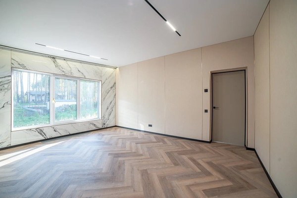 Продам торговое помещение 100 м2, Центральная ул, Габиевский п