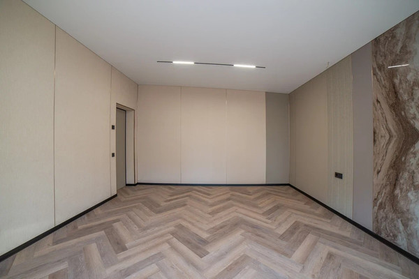 Продам торговое помещение 100 м2, Центральная ул, Габиевский п