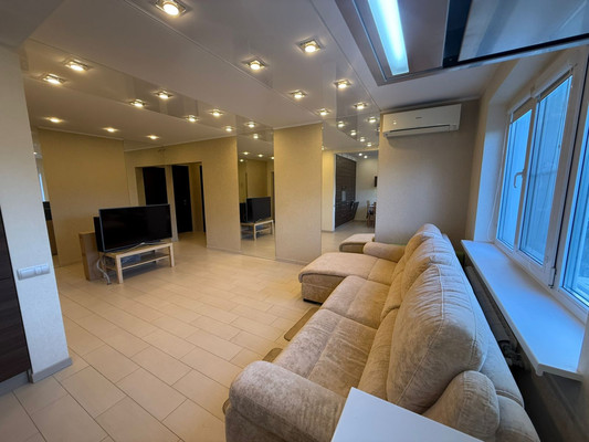 Продам трехкомнатную (3-комн.) квартиру, Королева пр-кт, 23А, Ростов-на-Дону г