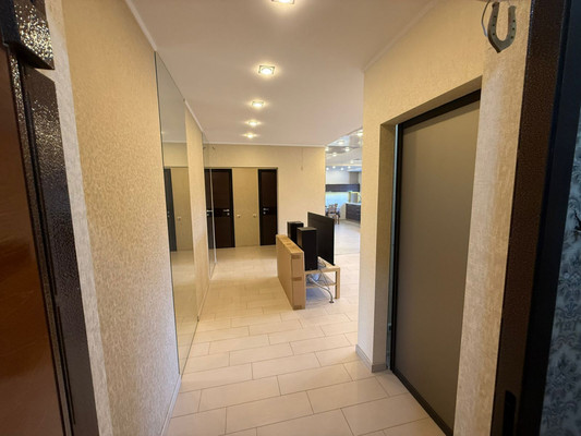 Продам трехкомнатную (3-комн.) квартиру, Королева пр-кт, 23А, Ростов-на-Дону г