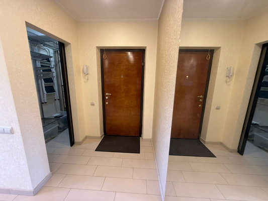 Продам трехкомнатную (3-комн.) квартиру, Королева пр-кт, 23А, Ростов-на-Дону г