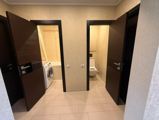 Продам трехкомнатную (3-комн.) квартиру, Королева пр-кт, 23А, Ростов-на-Дону г