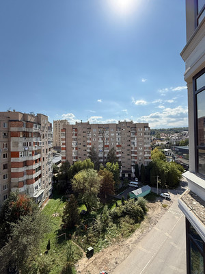 Продам двухкомнатную (2-комн.) квартиру, Атажукина ул, 11к1, Нальчик г