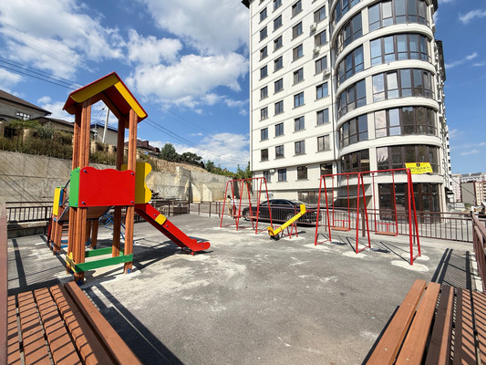 Продам двухкомнатную (2-комн.) квартиру, Атажукина ул, 11к1, Нальчик г