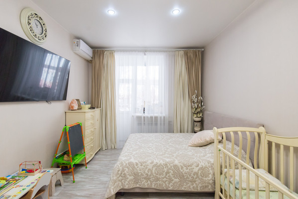 Продам многокомнатную квартиру, Джапаридзе ул, 12, Ростов-на-Дону г