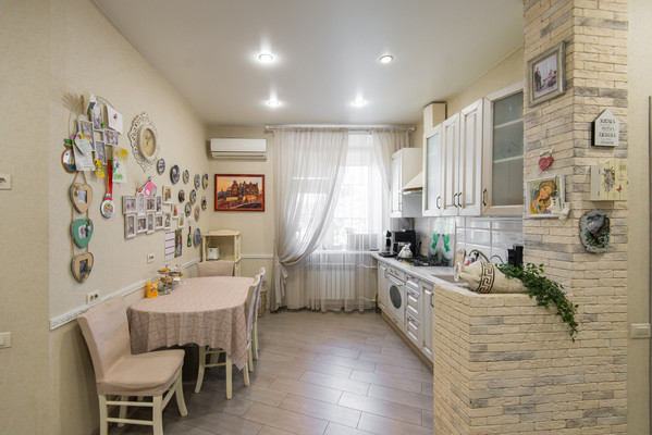 Продам многокомнатную квартиру, Джапаридзе ул, 12, Ростов-на-Дону г