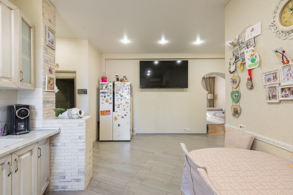 Продам многокомнатную квартиру, Джапаридзе ул, 12, Ростов-на-Дону г