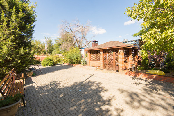 Продам многокомнатную квартиру, Джапаридзе ул, 12, Ростов-на-Дону г