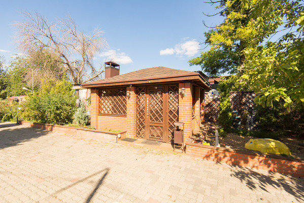 Продам многокомнатную квартиру, Джапаридзе ул, 12, Ростов-на-Дону г