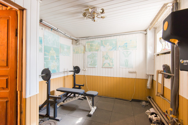 Продам многокомнатную квартиру, Джапаридзе ул, 12, Ростов-на-Дону г