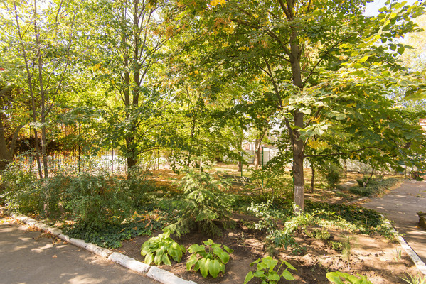 Продам многокомнатную квартиру, Джапаридзе ул, 12, Ростов-на-Дону г