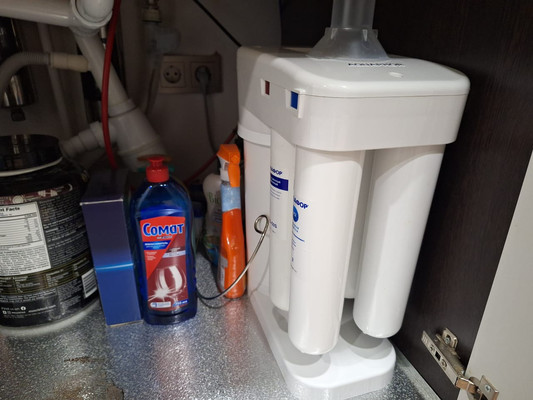 Продам трехкомнатную (3-комн.) квартиру, Генерала Кныша ул, 15, Гатчина г