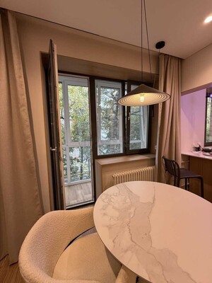 Продам двухкомнатную (2-комн.) квартиру, Вадковский пер, 4/6, Москва г