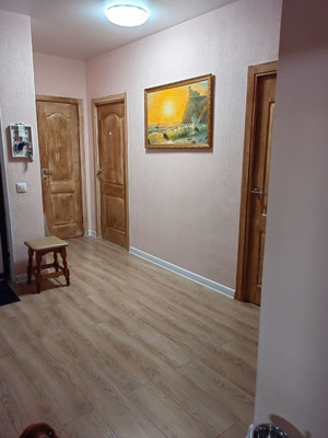 Продам трехкомнатную (3-комн.) квартиру, Куприна пр-кт, 32к2, Сосенское п