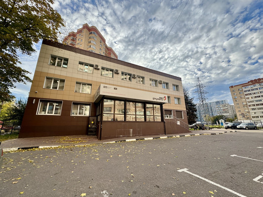 Продам однокомнатную (1-комн.) квартиру, Чугунова ул, 15б, Раменское г