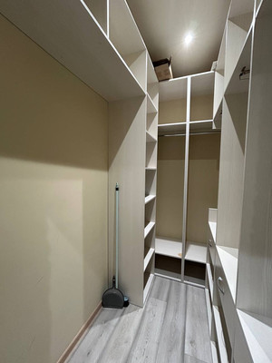 Продам однокомнатную (1-комн.) квартиру, Крымской весны ул, 1к2, Симферополь г