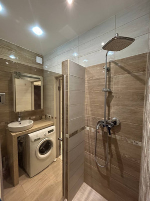 Продам однокомнатную (1-комн.) квартиру, Крымской весны ул, 1к2, Симферополь г