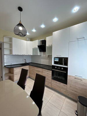 Продам однокомнатную (1-комн.) квартиру, Крымской весны ул, 1к2, Симферополь г