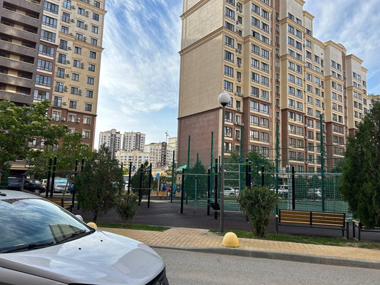 Продам однокомнатную (1-комн.) квартиру, Крымской весны ул, 1к2, Симферополь г