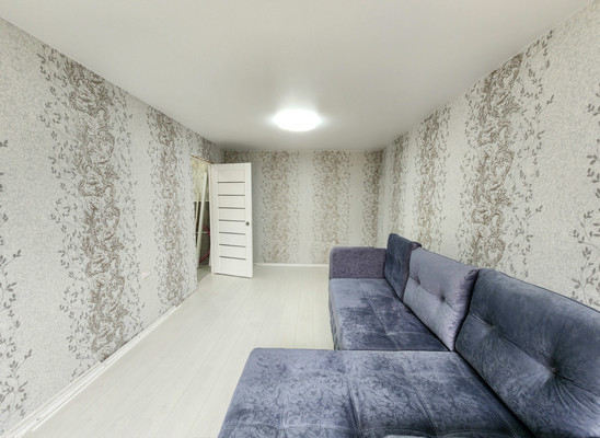 Продам двухкомнатную (2-комн.) квартиру, 14, Береговая Погореловка с