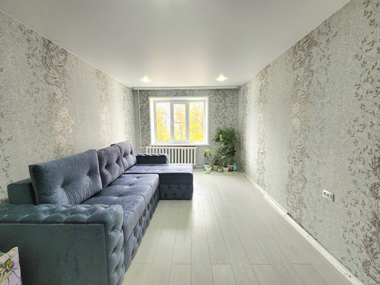 Продам двухкомнатную (2-комн.) квартиру, 14, Береговая Погореловка с