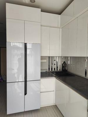 Продам двухкомнатную (2-комн.) квартиру, Трубаченко ул, 14е, Симферополь г