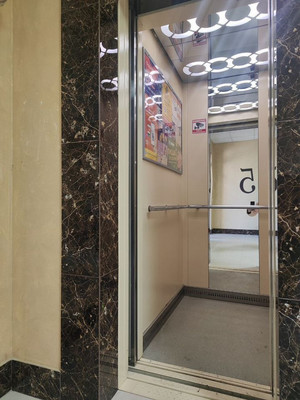 Продам двухкомнатную (2-комн.) квартиру, Трубаченко ул, 14е, Симферополь г