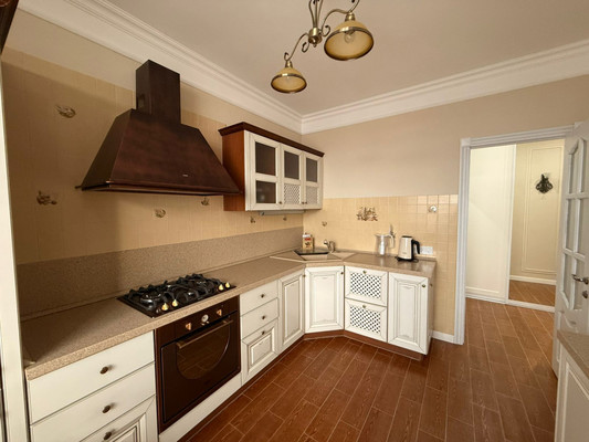 Продам двухкомнатную (2-комн.) квартиру, Ленина ул, 111, Волгодонск г