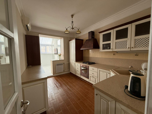 Продам двухкомнатную (2-комн.) квартиру, Ленина ул, 111, Волгодонск г