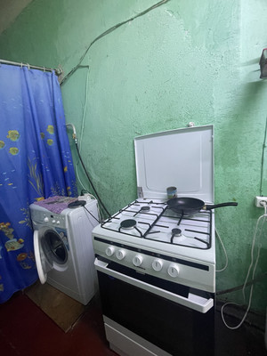 Продам 2-комн. в 4-комн. квартире, Косая линия, 24/25а, Санкт-Петербург г