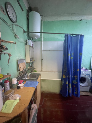 Продам 2-комн. в 4-комн. квартире, Косая линия, 24/25а, Санкт-Петербург г