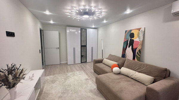 Продам двухкомнатную (2-комн.) квартиру, Скаковая ул, 34к4, Москва г