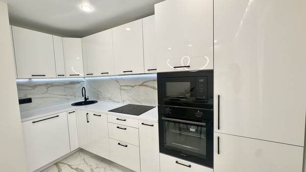 Продам двухкомнатную (2-комн.) квартиру, Скаковая ул, 34к4, Москва г