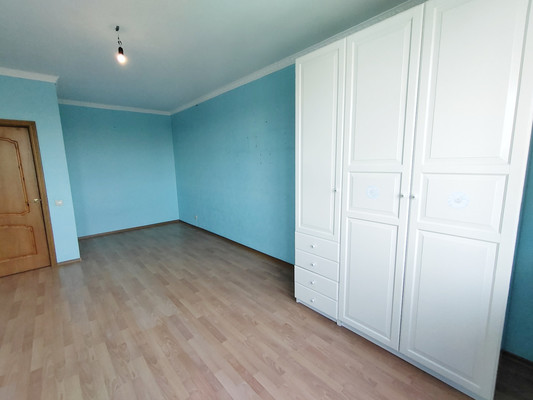 Продам трехкомнатную (3-комн.) квартиру, Заречная ул, 25, Полтево д