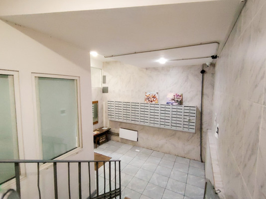 Продам трехкомнатную (3-комн.) квартиру, Болотниковская ул, 2кА, Москва г