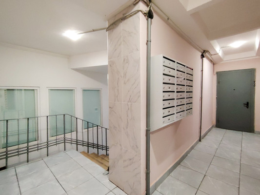 Продам трехкомнатную (3-комн.) квартиру, Болотниковская ул, 2кА, Москва г