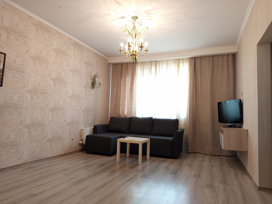 Продам двухкомнатную (2-комн.) квартиру, Бачуринская ул, 22к3, Коммунарка п