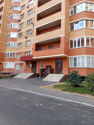 Продам двухкомнатную (2-комн.) квартиру, Бачуринская ул, 22к3, Коммунарка п