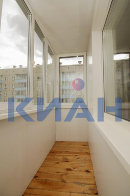 Продам трехкомнатную (3-комн.) квартиру, Урванцева ул, 2, Красноярск г