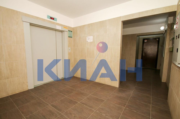 Продам трехкомнатную (3-комн.) квартиру, Урванцева ул, 2, Красноярск г