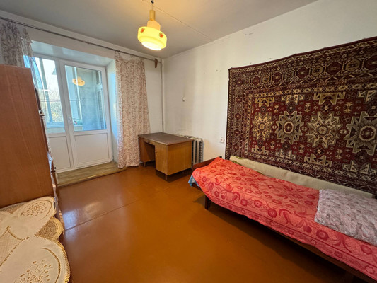 Продам трехкомнатную (3-комн.) квартиру, Первостроителей пр-кт, 20, Комсомольск-на-Амуре г