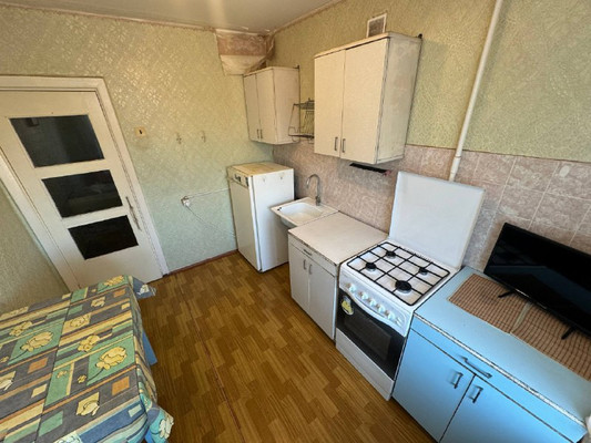Продам трехкомнатную (3-комн.) квартиру, Первостроителей пр-кт, 20, Комсомольск-на-Амуре г