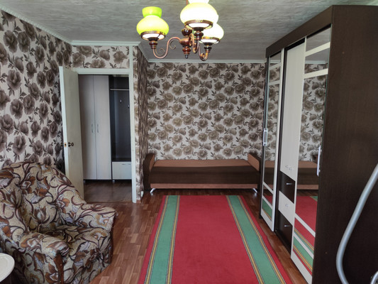 Продам однокомнатную (1-комн.) квартиру, Бирюлёвская ул, 58к3, Москва г