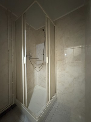 Продам трехкомнатную (3-комн.) квартиру, Токарей ул, 24, Екатеринбург г