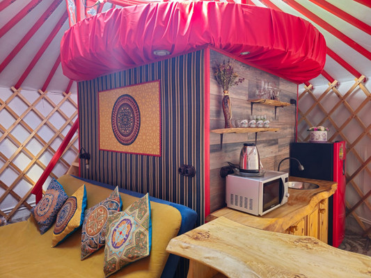 Продам коммерческое помещение 100 м2, Дальняя ул, 22, Каменномостский п