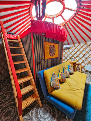 Продам коммерческое помещение 100 м2, Дальняя ул, 22, Каменномостский п