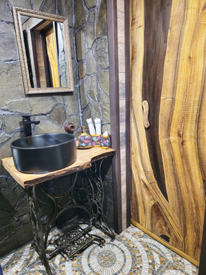 Продам коммерческое помещение 100 м2, Дальняя ул, 22, Каменномостский п